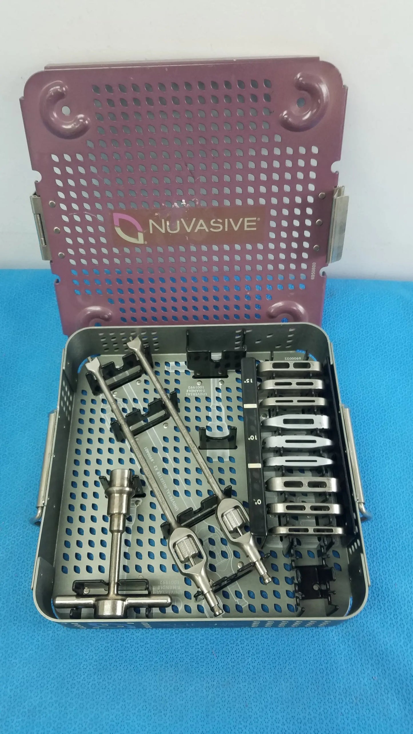 Nuvasive XLW Instrument Tray