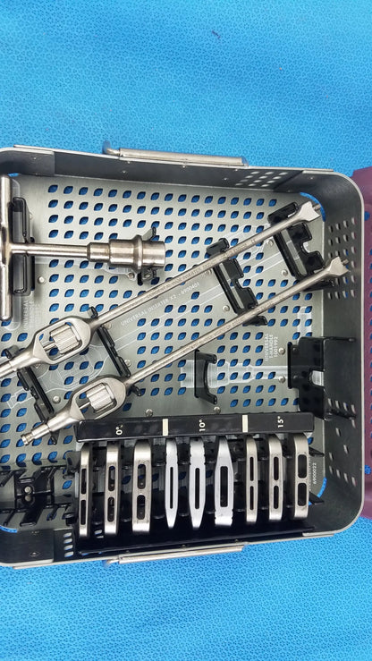 Nuvasive XLW Instrument Tray